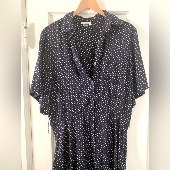 100% silk vintage Neiman Marcus dress. - Picture 4 of 4